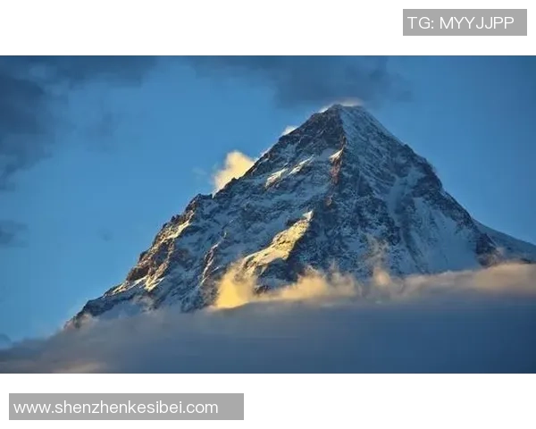 刘磊亲授攀岩技巧与心得体会助你轻松征服高峰